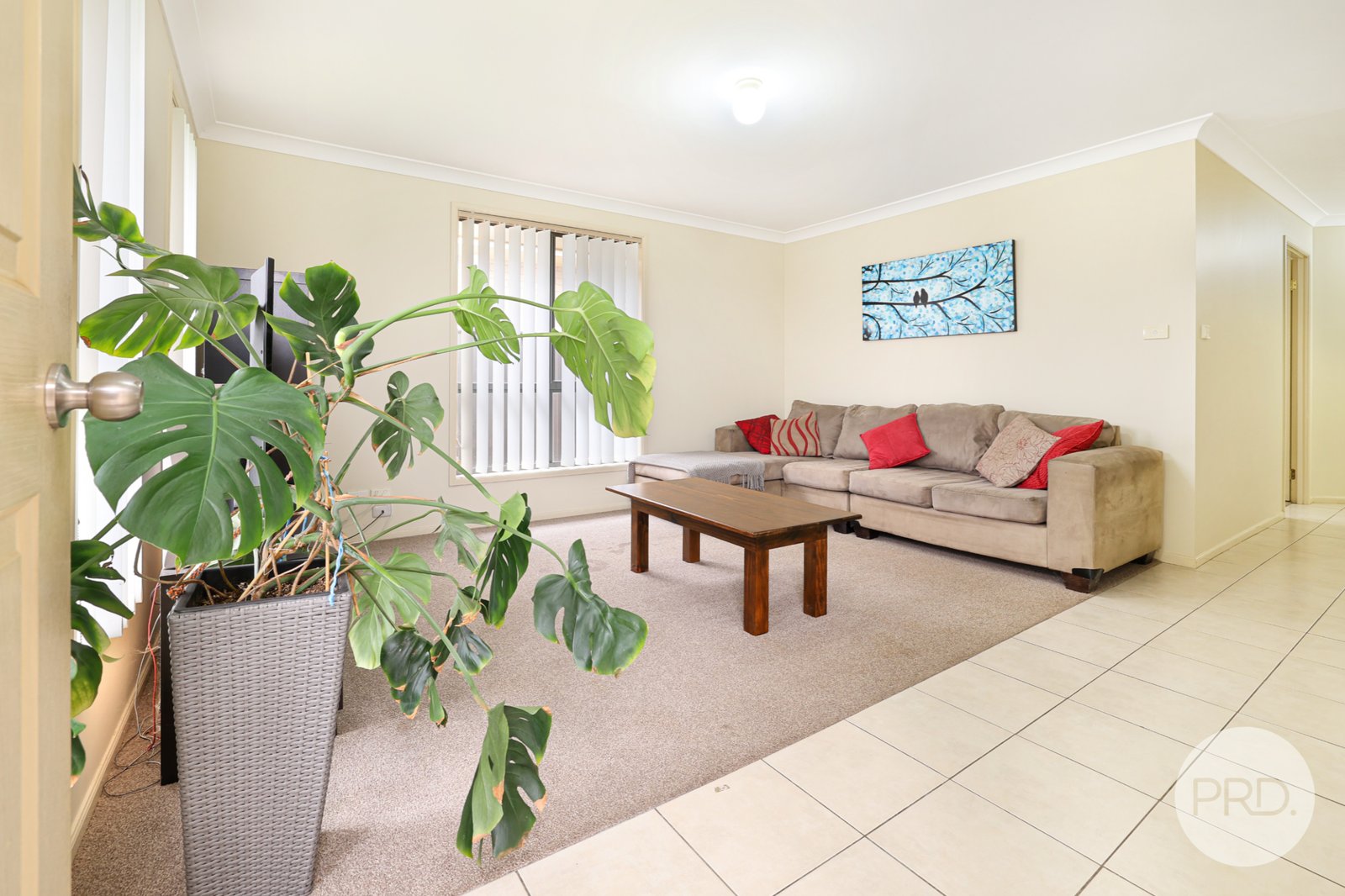 16a Rosella Avenue TAMWORTH 2