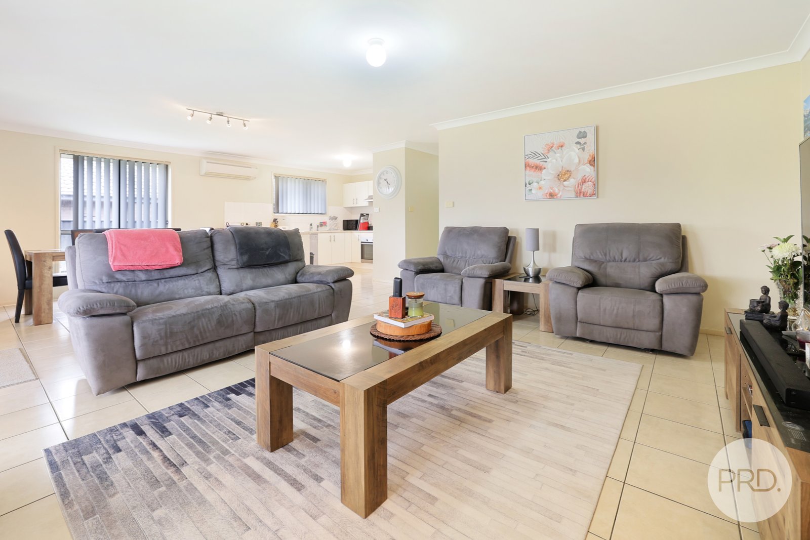 16a Rosella Avenue TAMWORTH 13