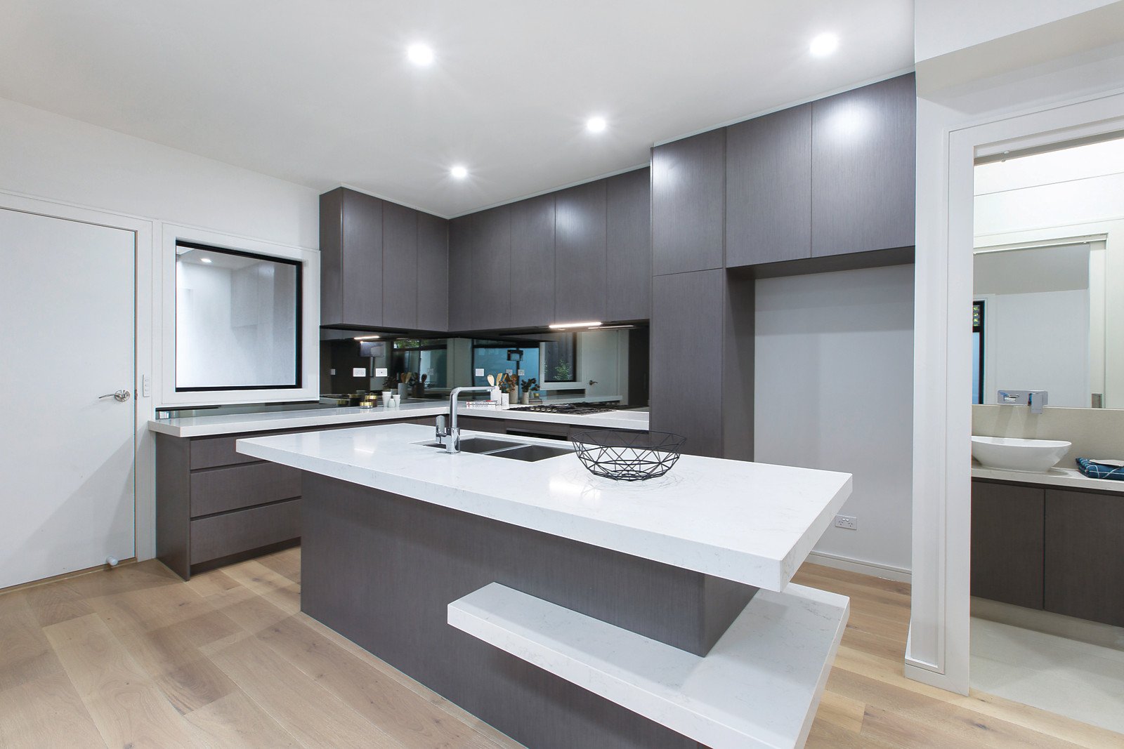 1/6a Ruabon Road, Toorak, VIC