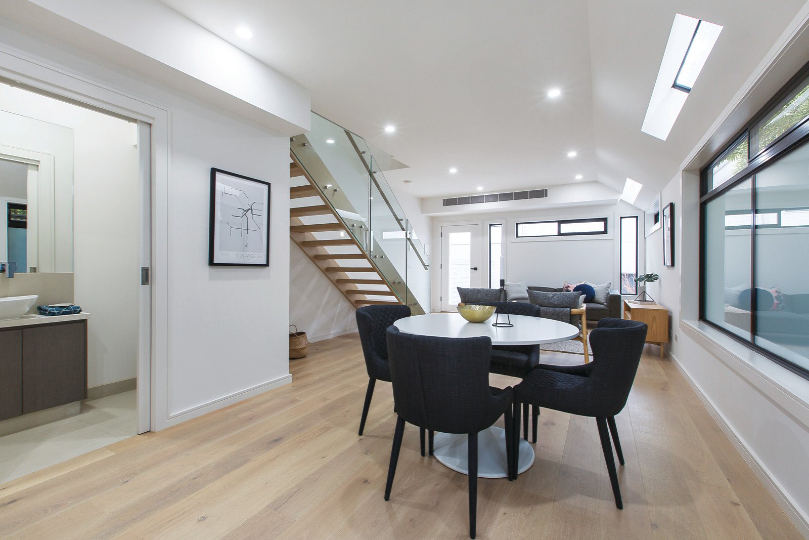 1/6a Ruabon Road, Toorak, VIC