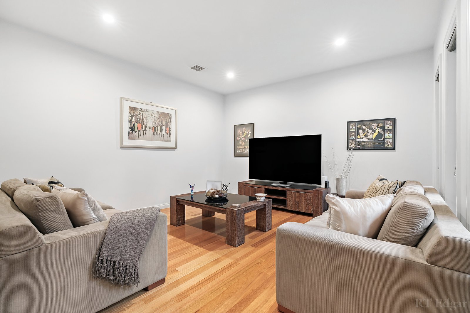 Real Estate and Property in 16A Ryans Road, Eltham, VIC