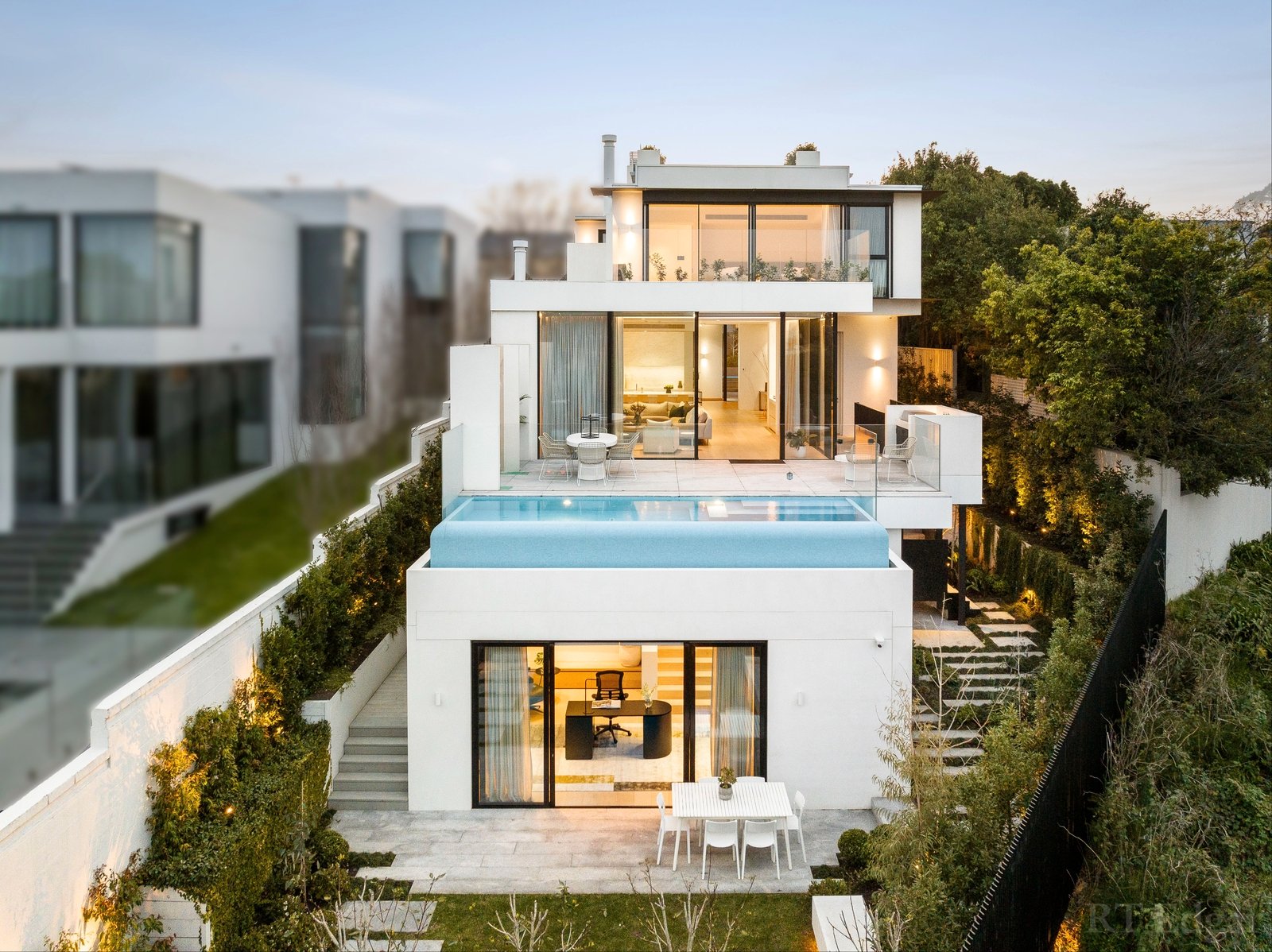 Real Estate and Property in 16a Vista Grove, Toorak, VIC