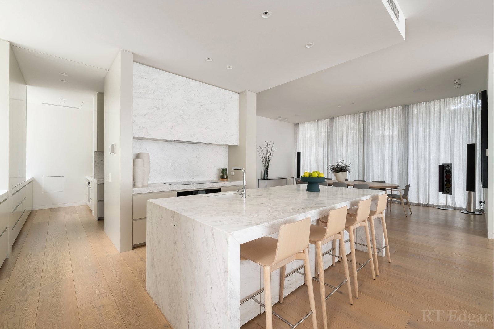 Real Estate and Property in 16a Vista Grove, Toorak, VIC