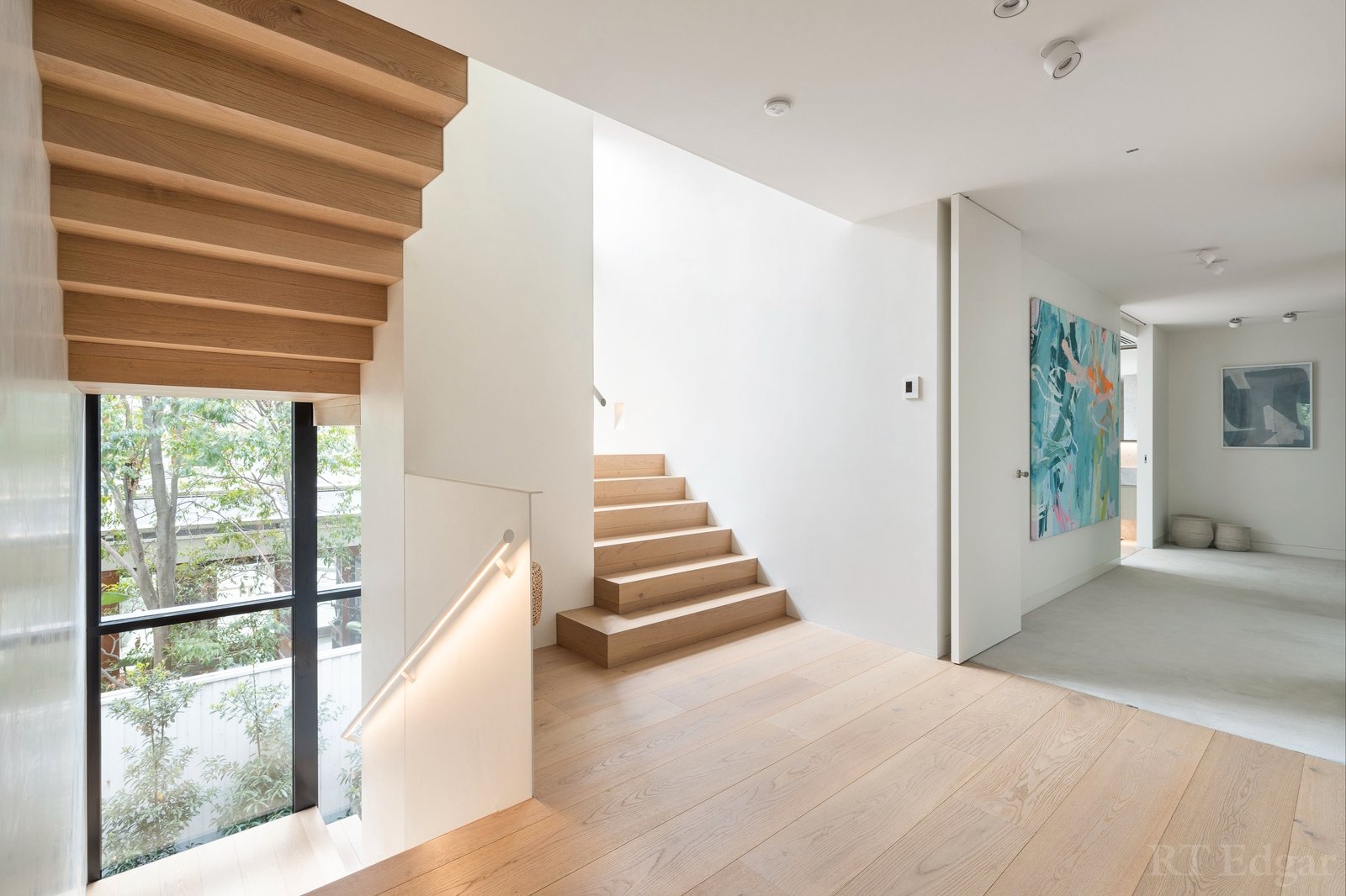 Real Estate and Property in 16a Vista Grove, Toorak, VIC