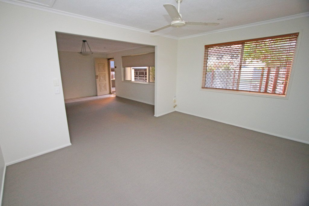 16A Wallaroo Way ASHMORE 3