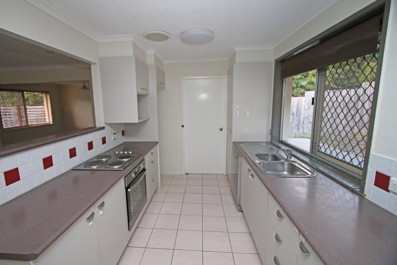 16A Wallaroo Way ASHMORE 3