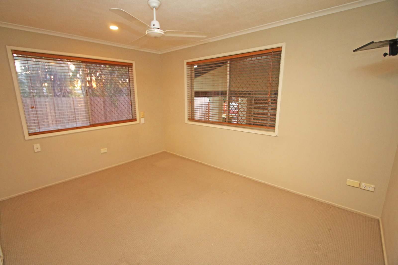 16A Wallaroo Way ASHMORE 7