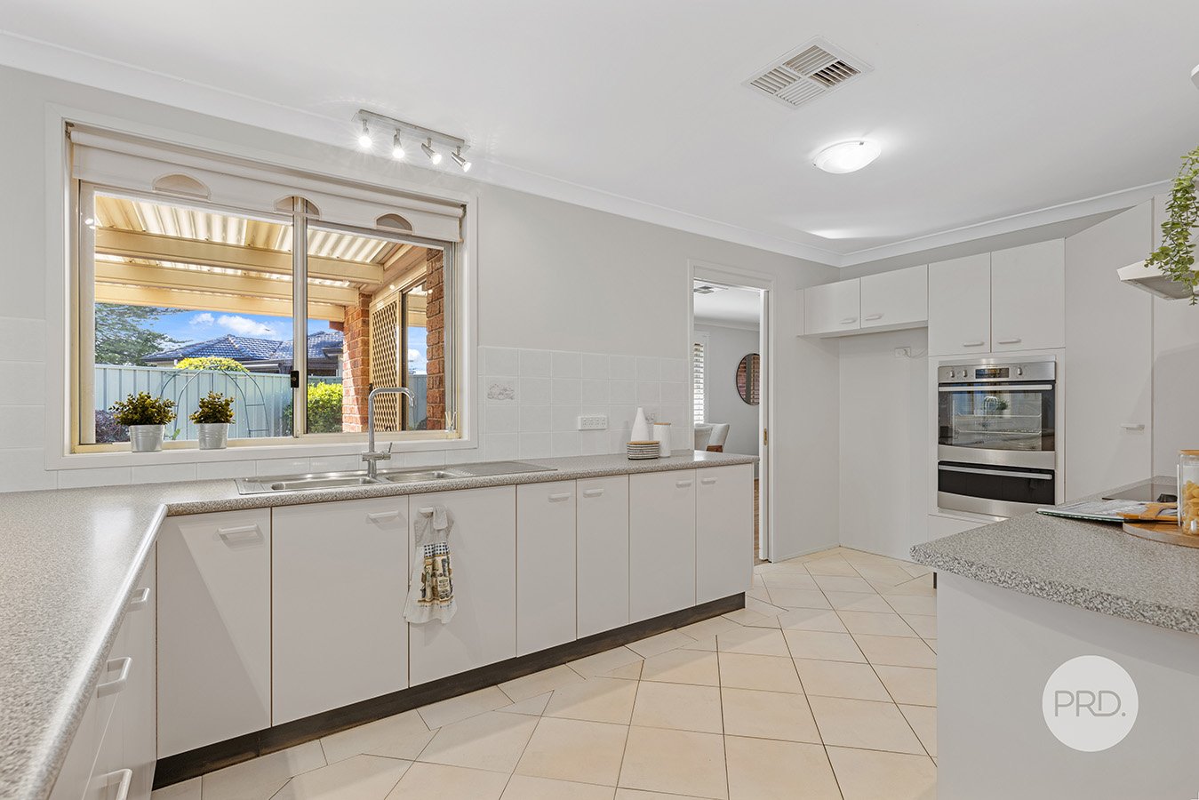 16A Webster Avenue PEAKHURST 8