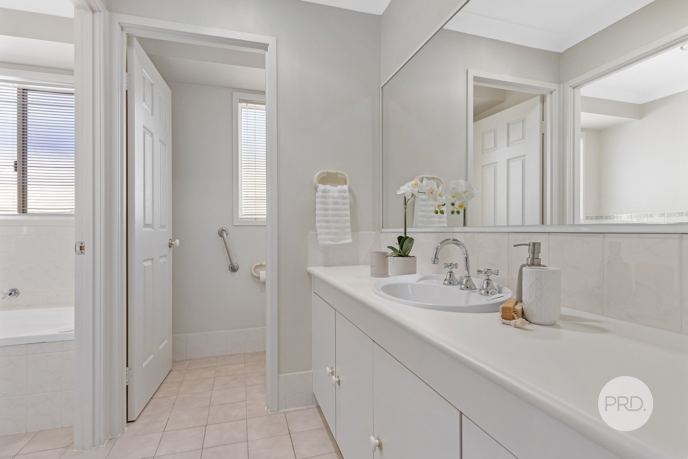 16A Webster Avenue PEAKHURST 14