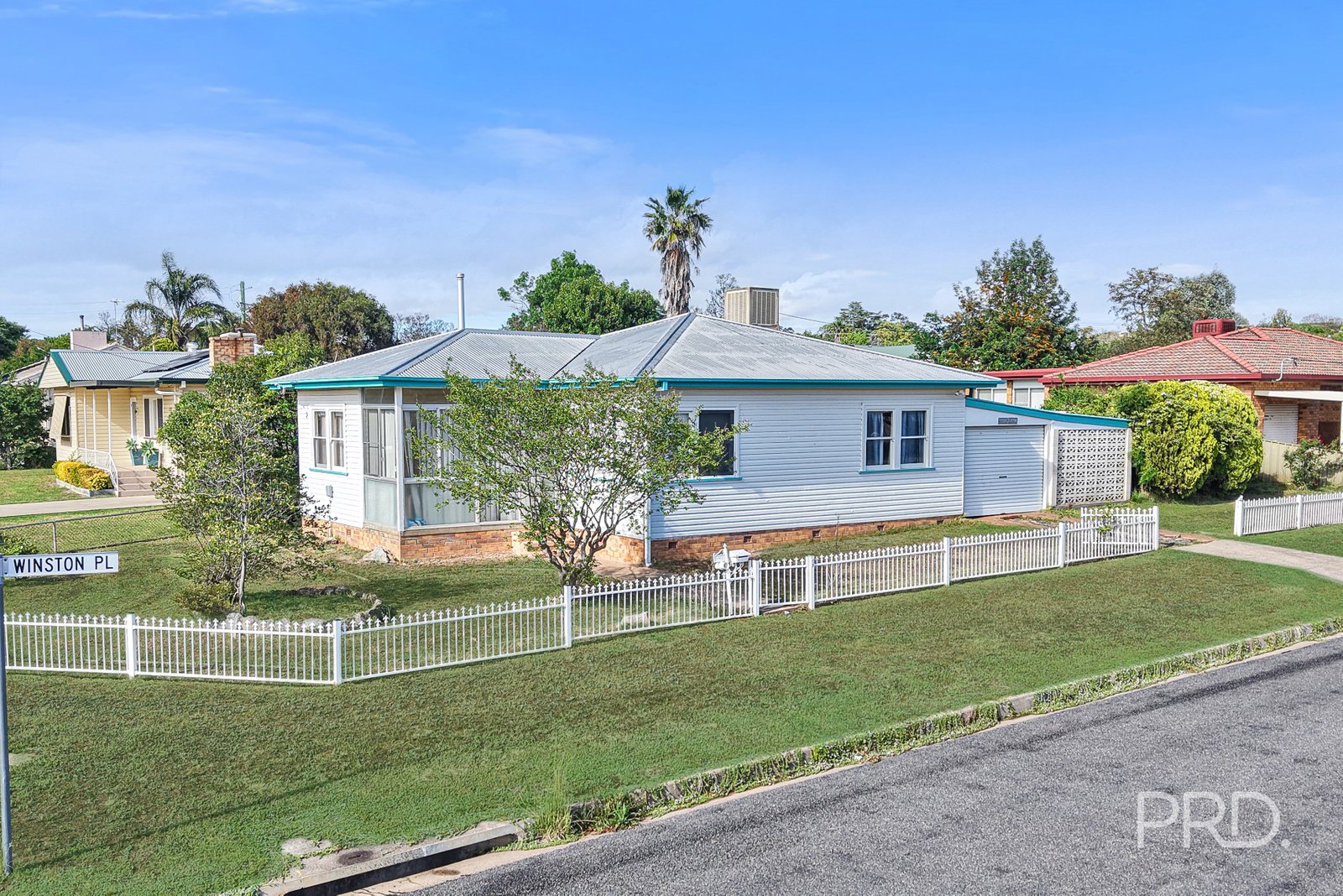 16B Churchill Street TAMWORTH 2