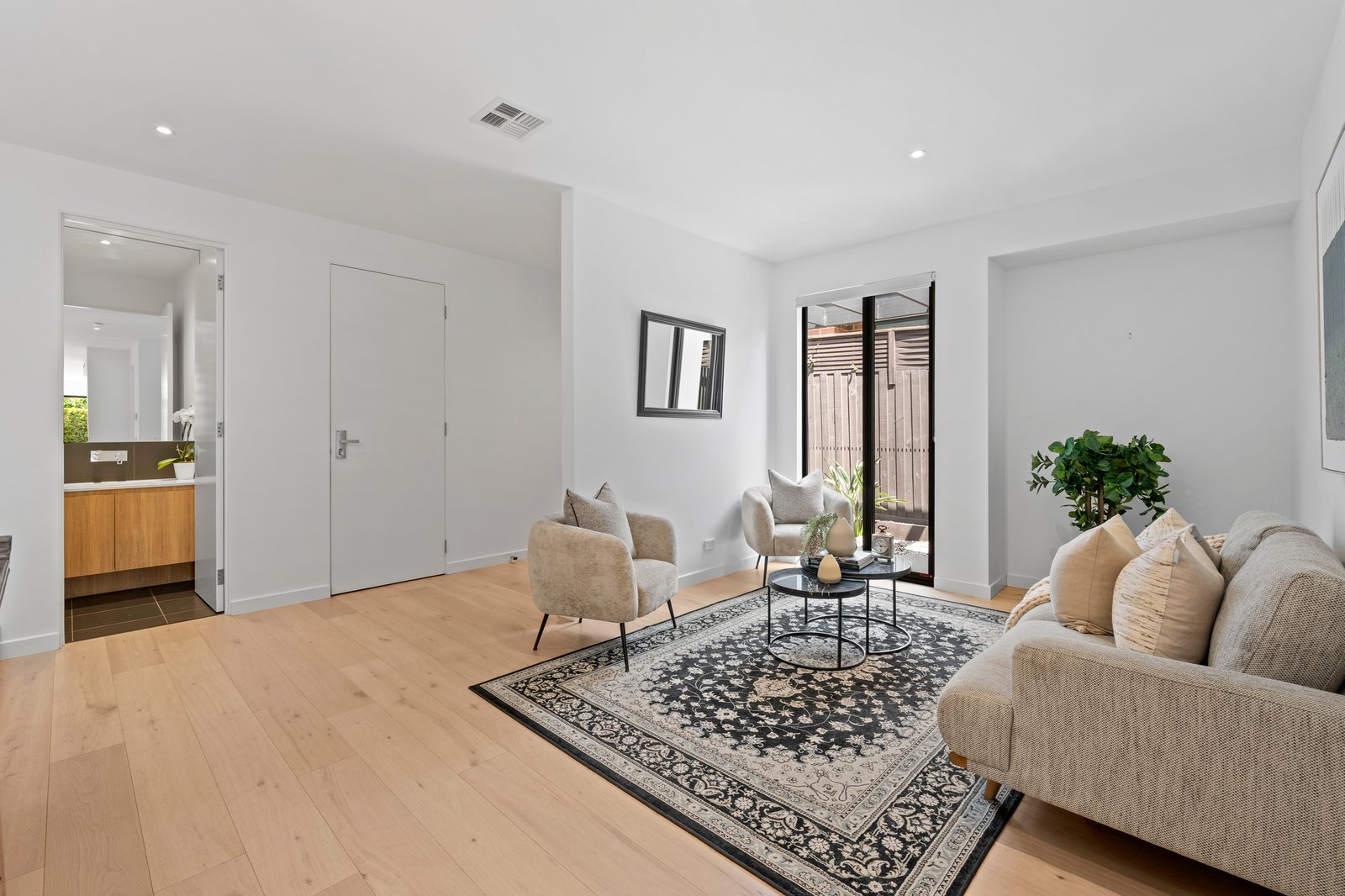 Gallery: 16B Codrington Street