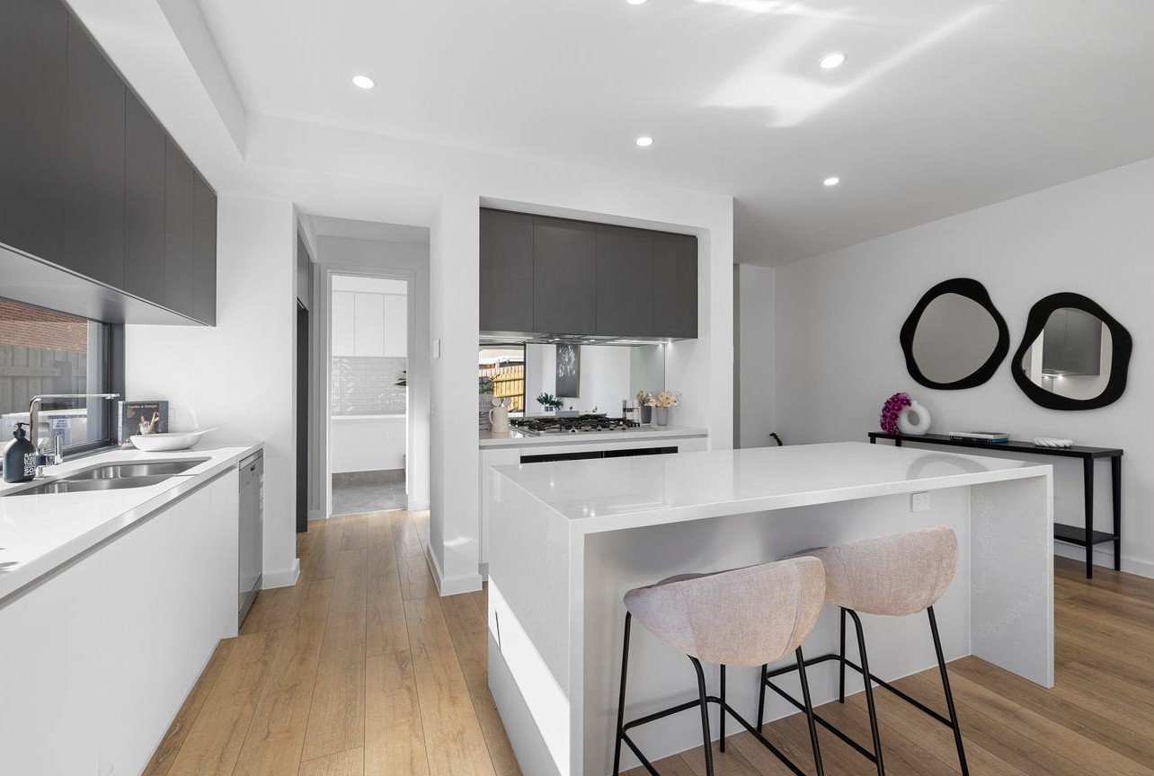 Gallery: 16B Louise Street