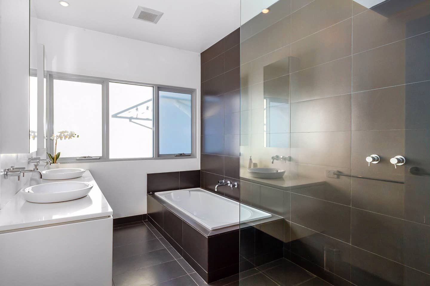 16B Ocean Esplanade BLACKMANS BAY 7