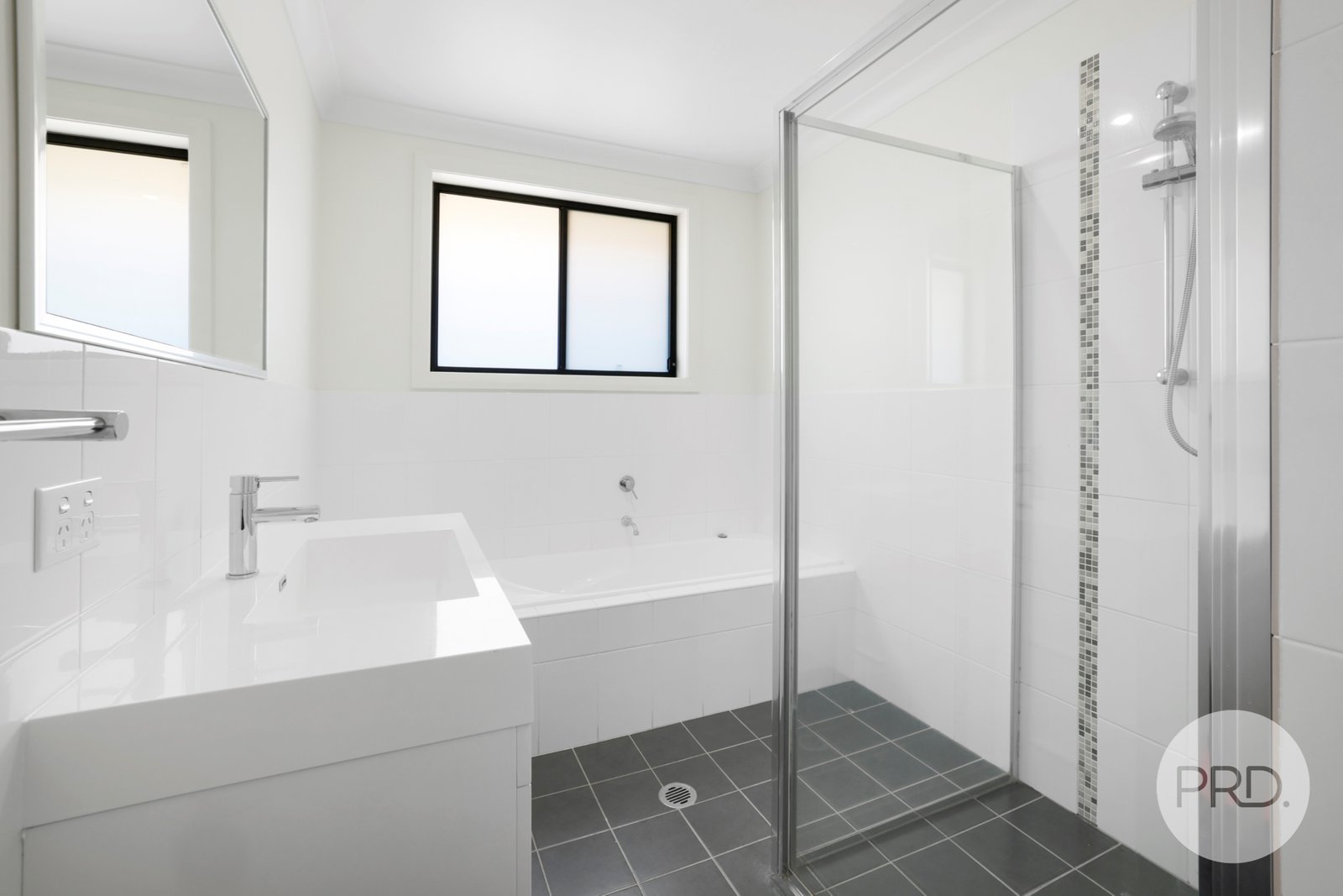 16B Warwick Road TAMWORTH 11