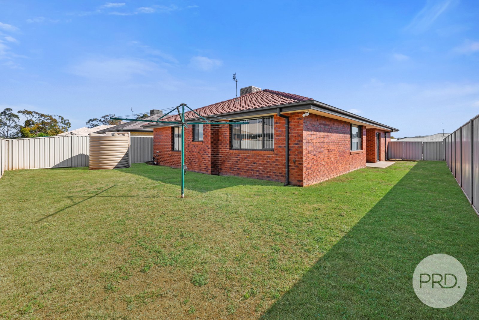 16B Warwick Road TAMWORTH 14