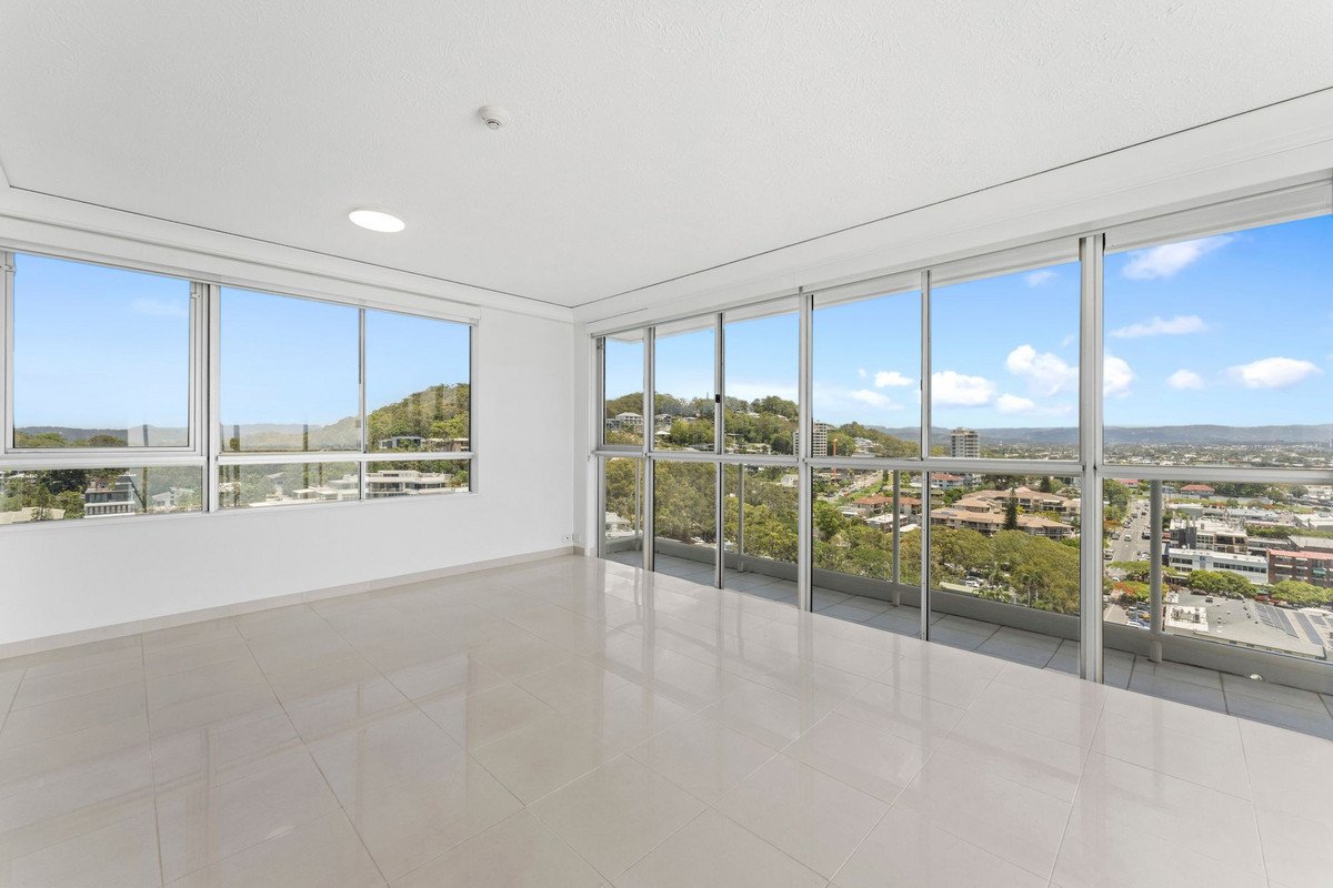 16F/52 Goodwin Terrace Burleigh Heads 14