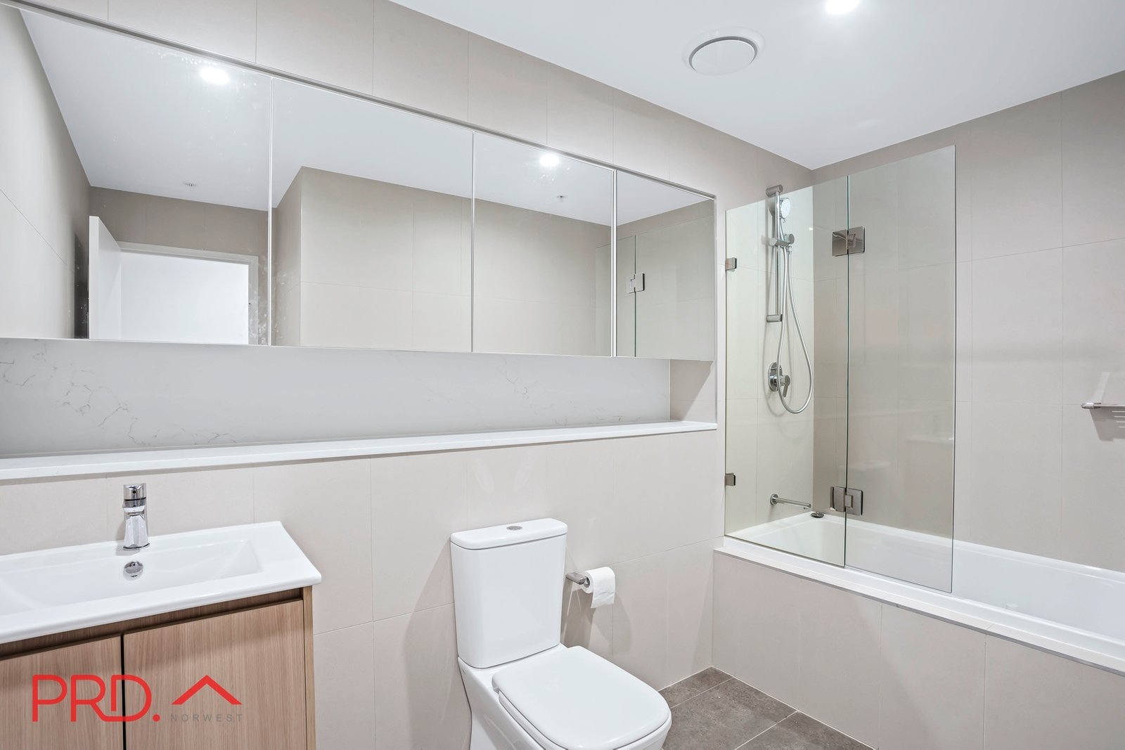 16G/100 Fairway Drive NORWEST 4