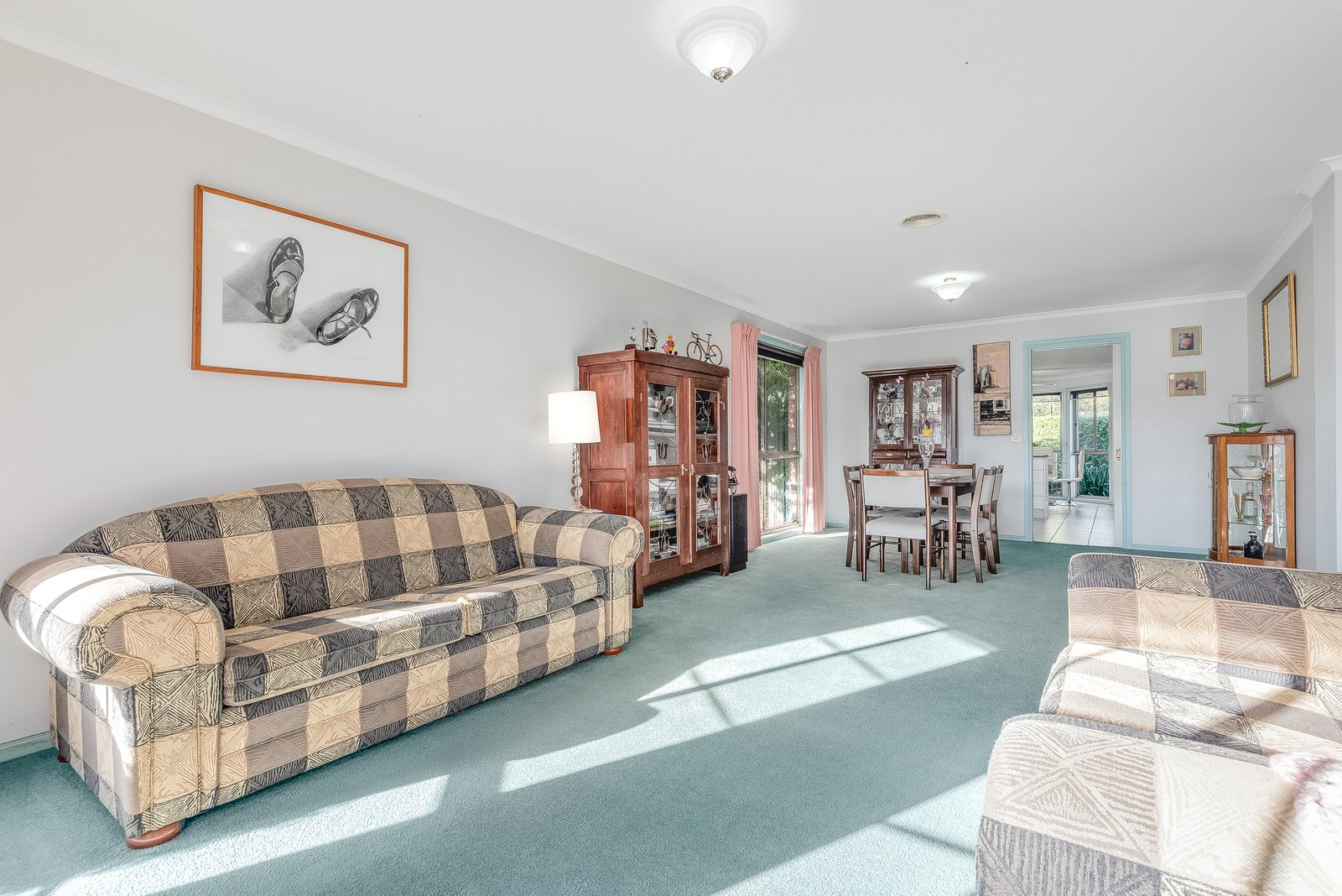 Gallery: 17-18 Mossgiel Court