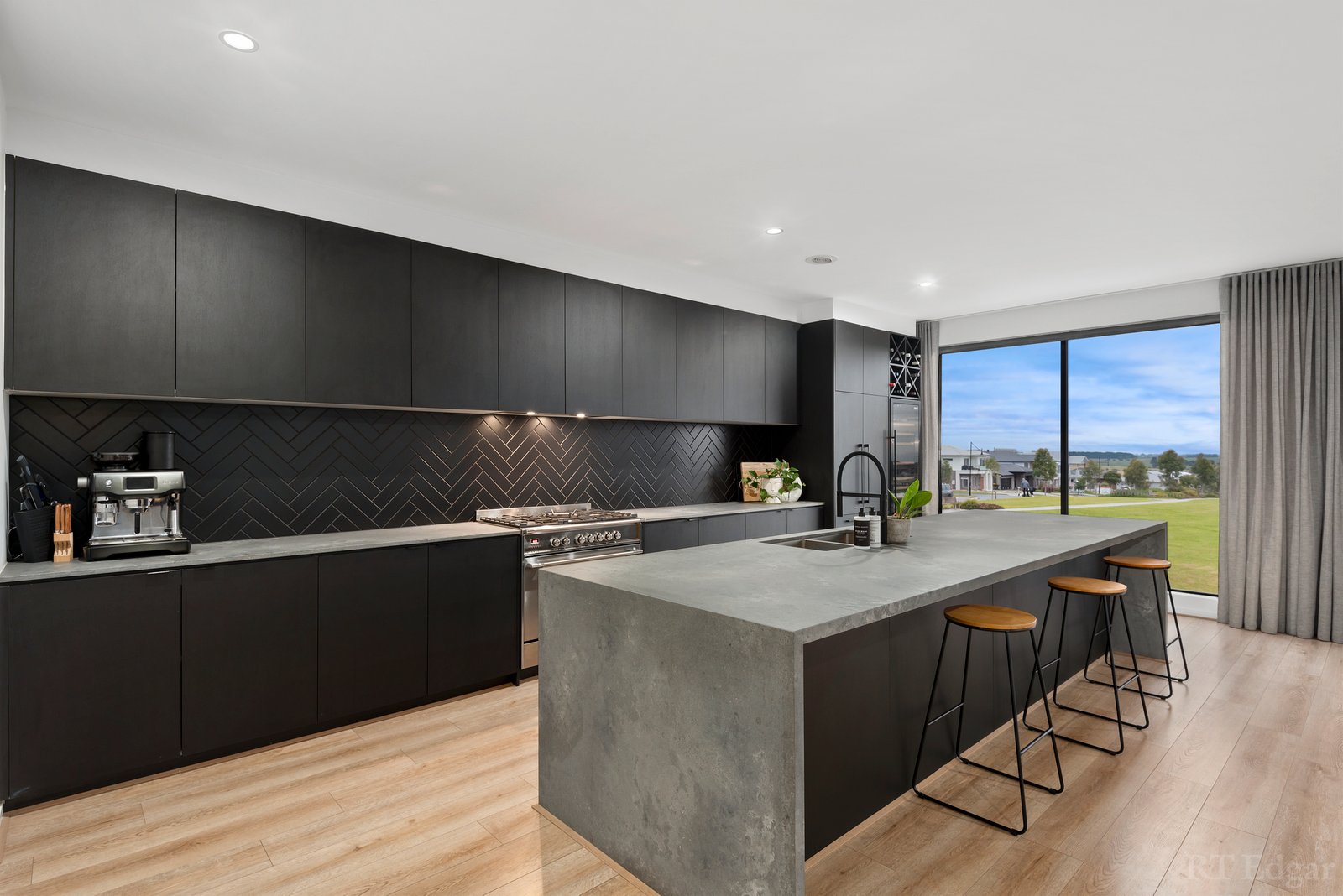 Real Estate and Property in 17-19 Etosha Way, Curlewis, VIC