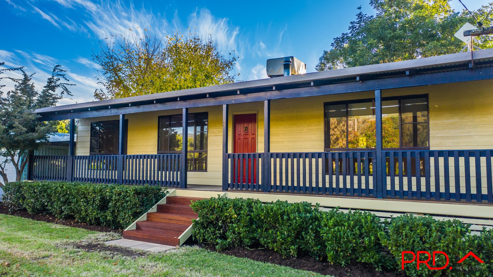 17-19 Frederick Street WOOLOMIN 1
