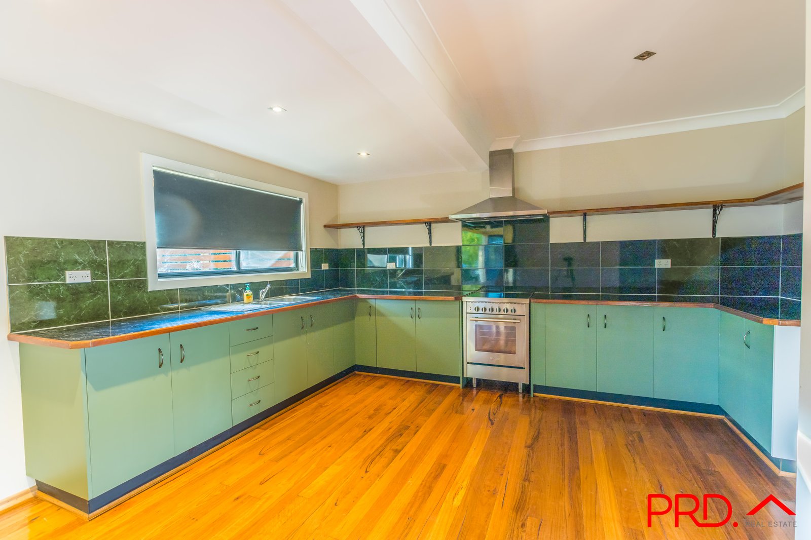 17-19 Frederick Street WOOLOMIN 7