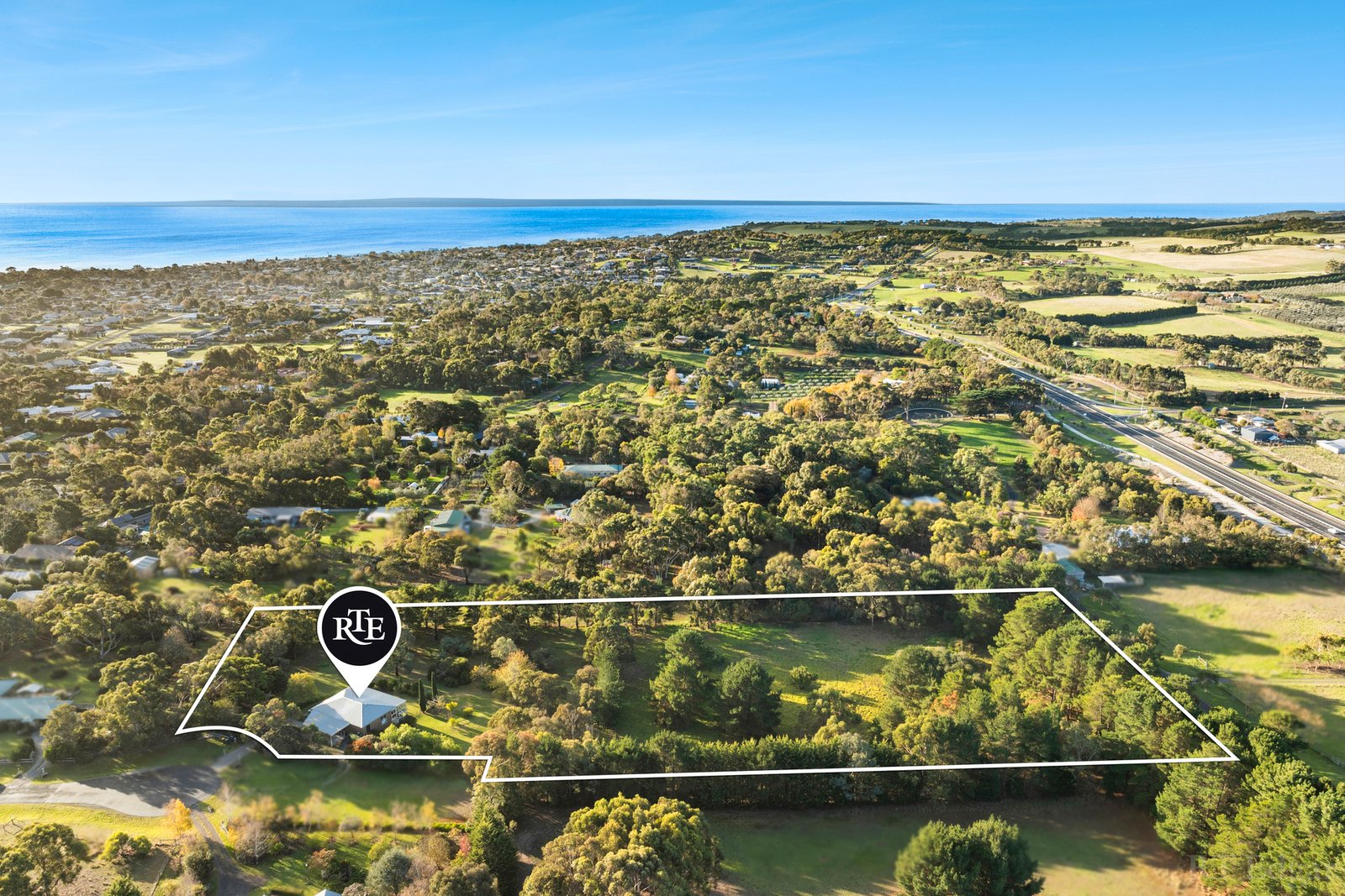 Real Estate and Property in 17-25 Kooroui Court, Drysdale, VIC