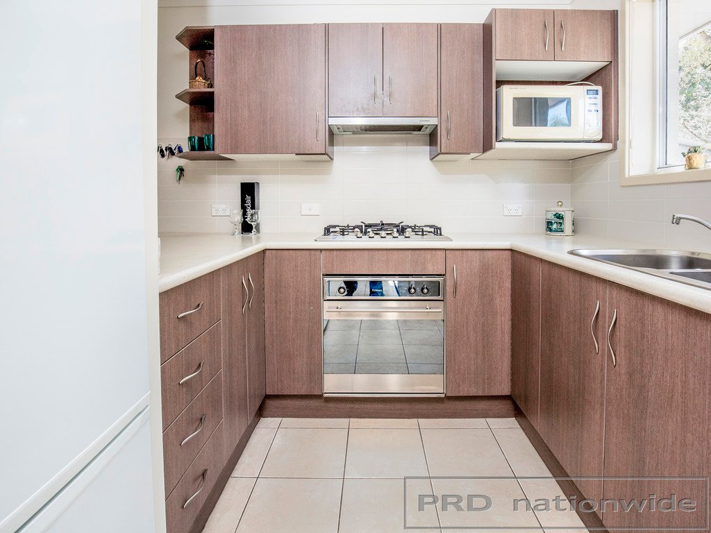 17 / 28-30 Eurimbla st  THORNTON 9