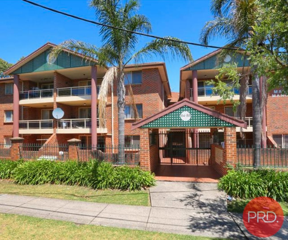 17 / 54-56 Sir Joseph Banks Street BANKSTOWN 2