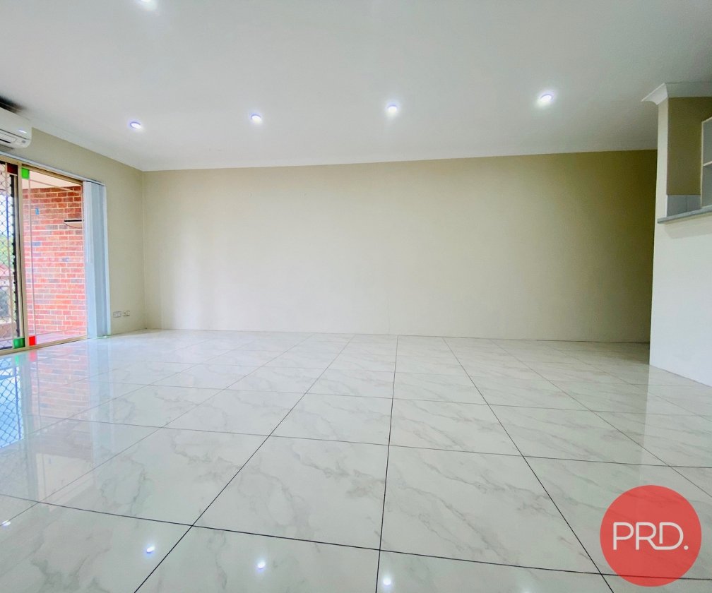 17 / 54-56 Sir Joseph Banks Street BANKSTOWN 3