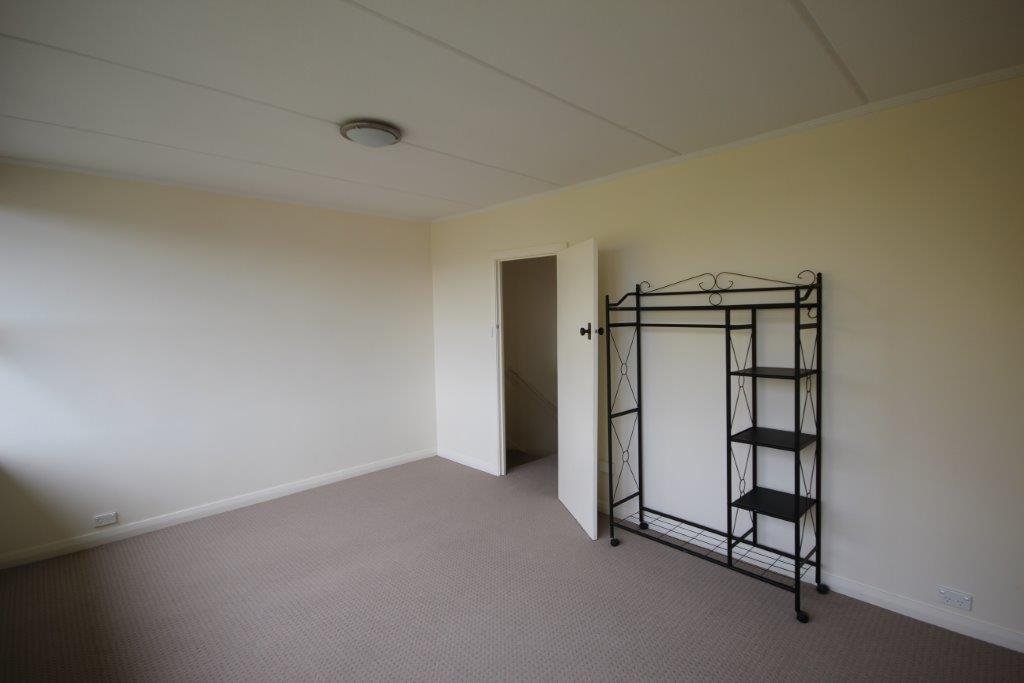 1/7-9 Burgan Circle CHIGWELL 4