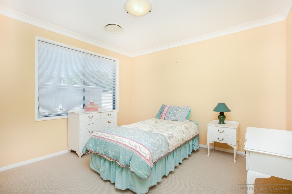 17 Acer Terrace THORNTON 18