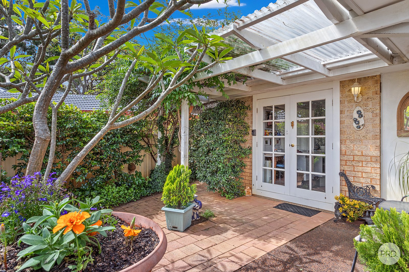 17 Admiral Close SALAMANDER BAY 9