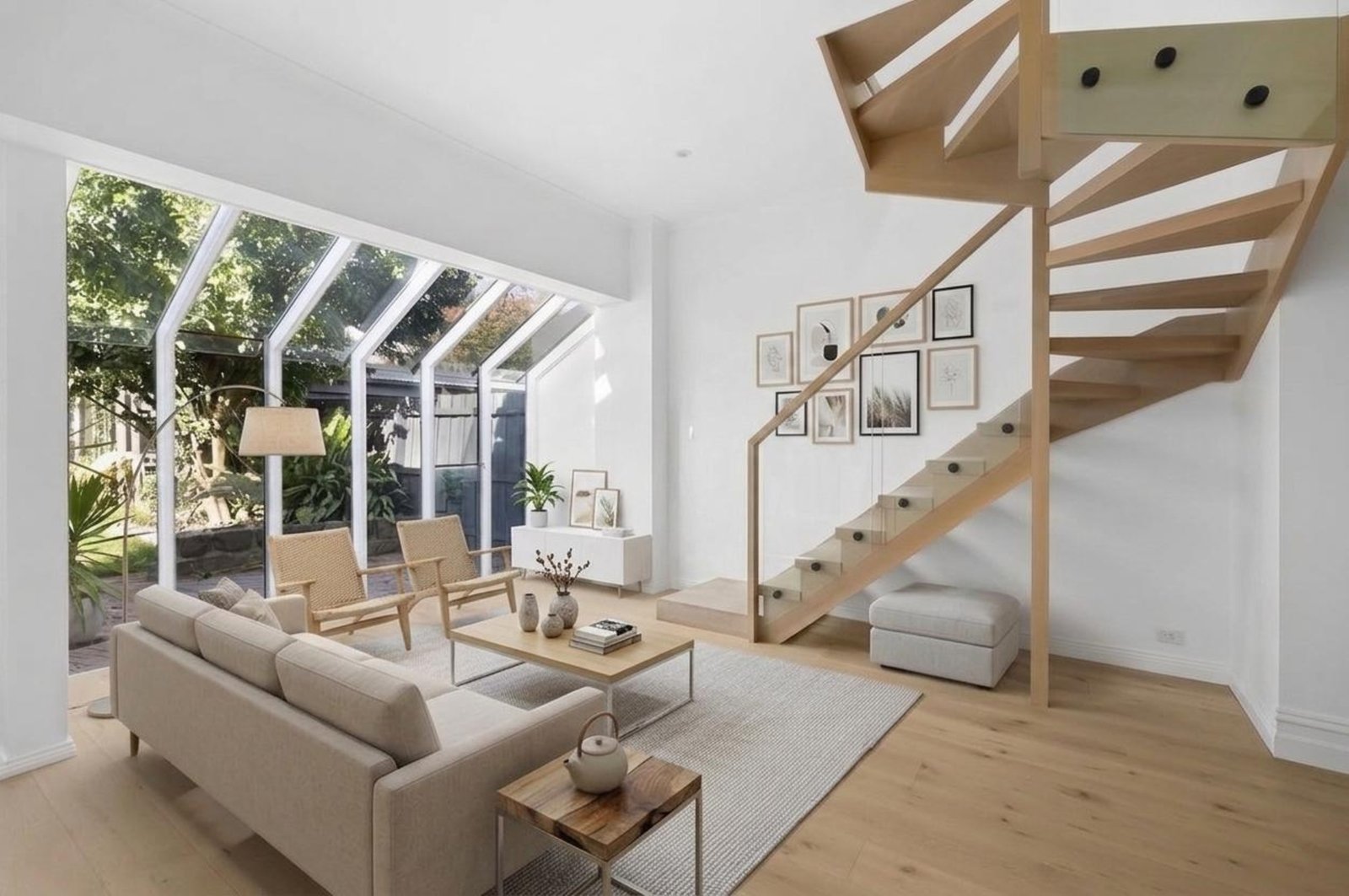 Gallery: 17 Albion Street