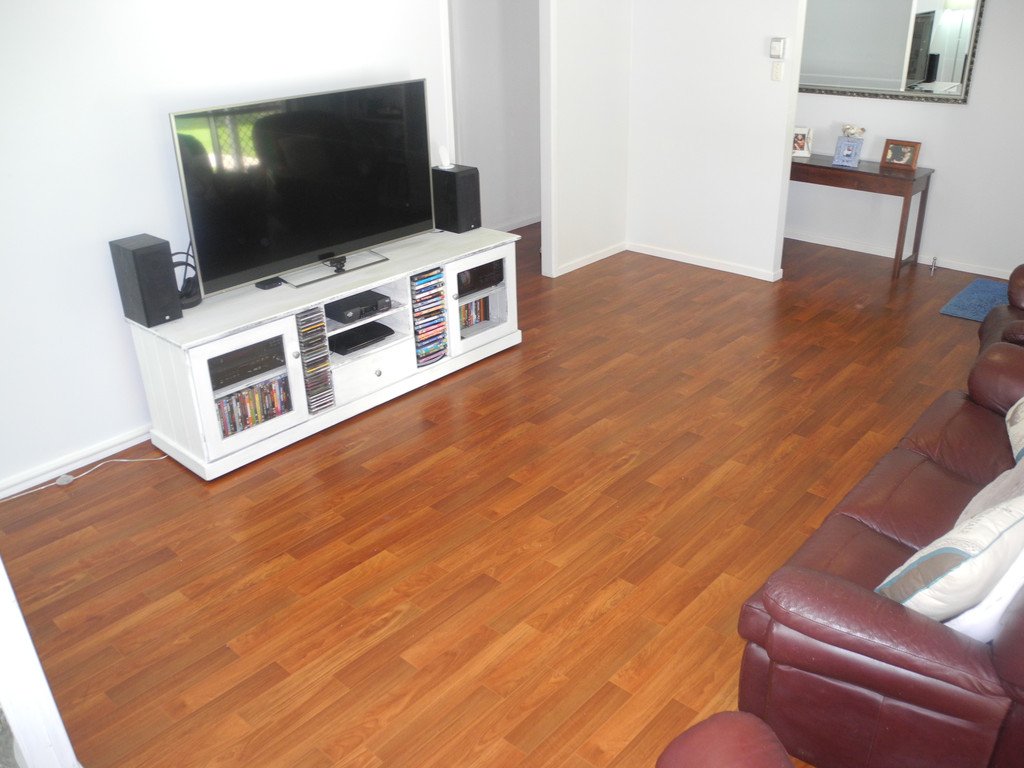 17 Alkina Crescent BOYNE ISLAND 2