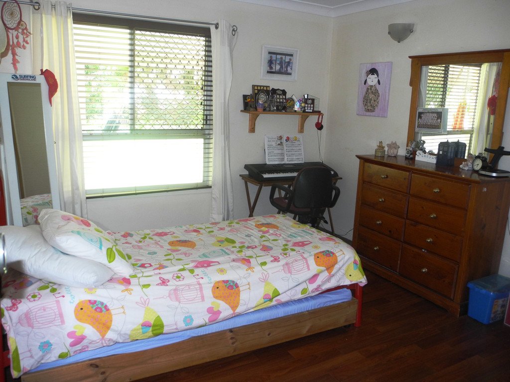 17 Alkina Crescent BOYNE ISLAND 10
