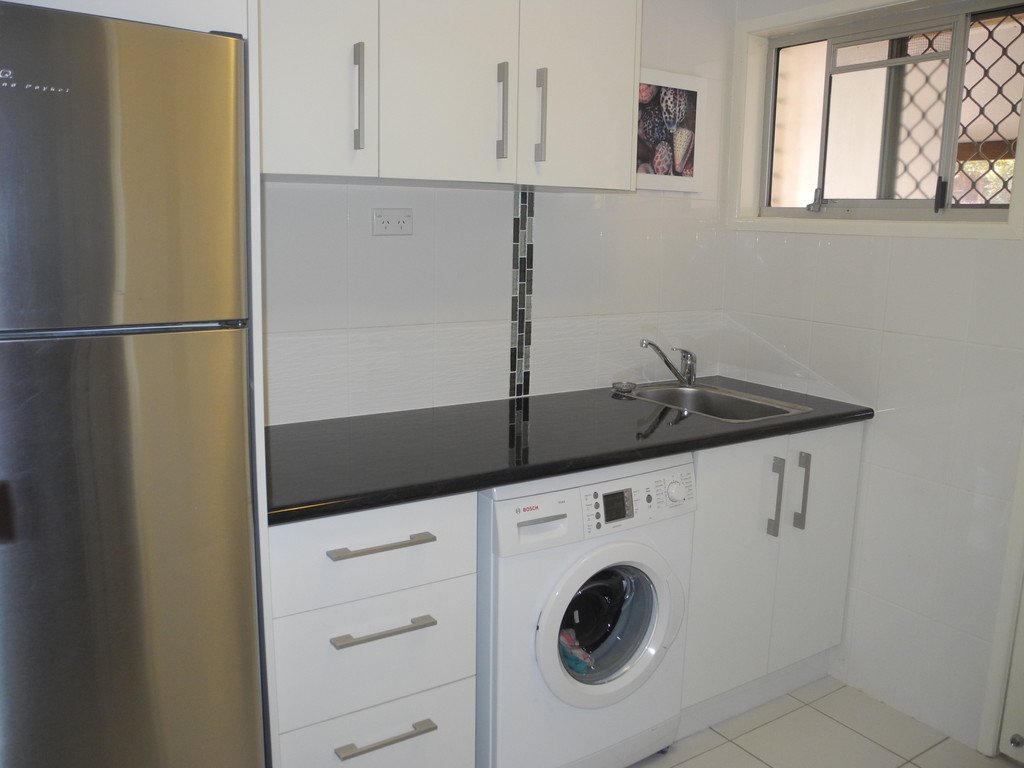 17 Alkina Crescent BOYNE ISLAND 13
