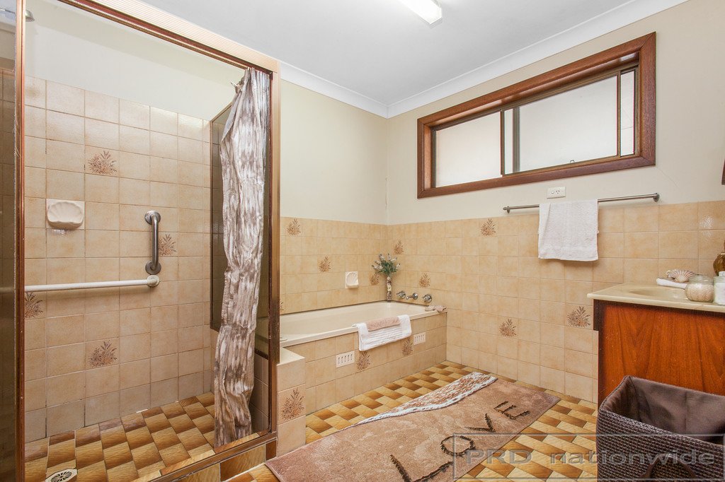 17 Alma Rd  BRANXTON 15