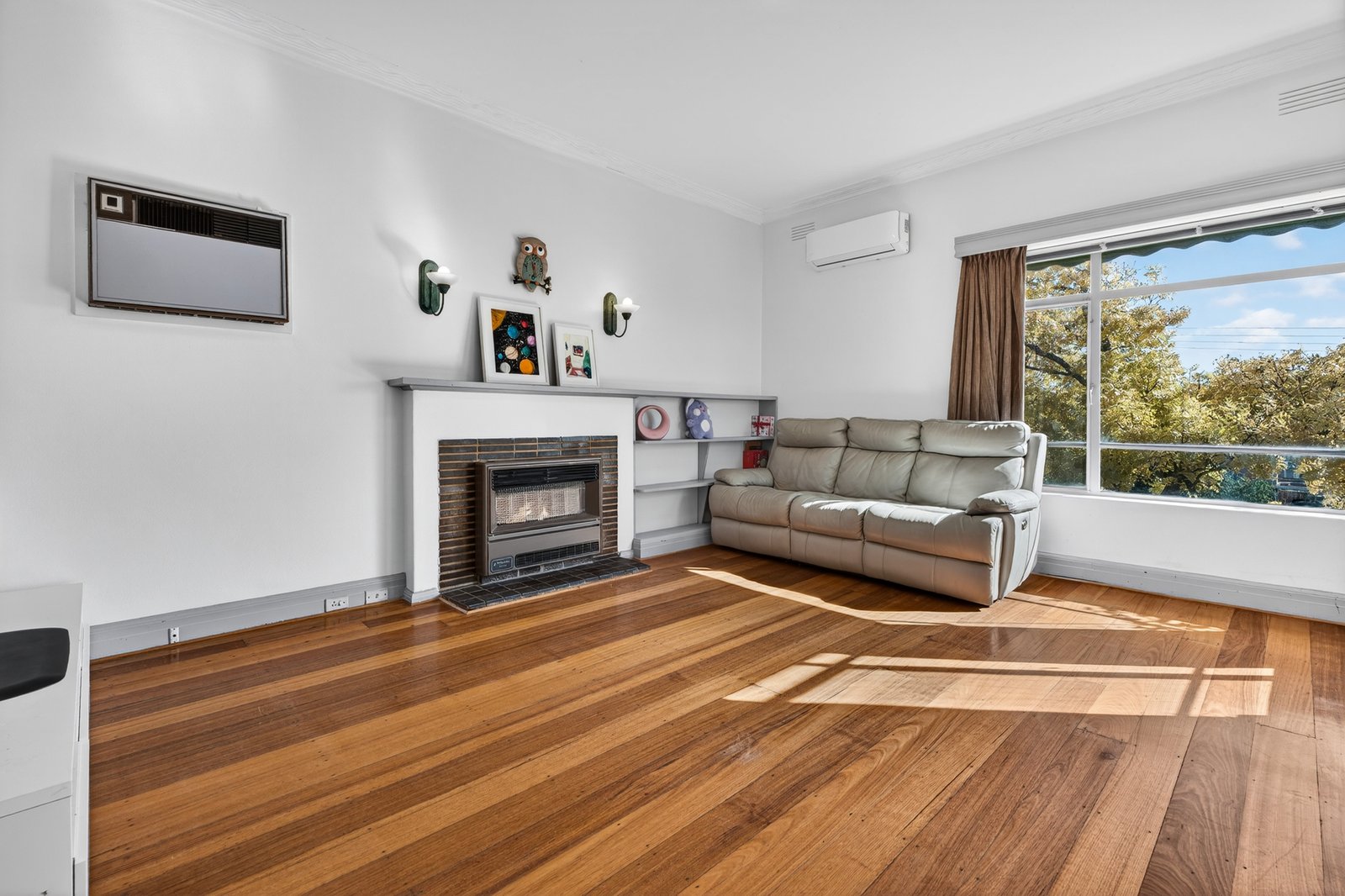 Gallery: 17 Almond Street