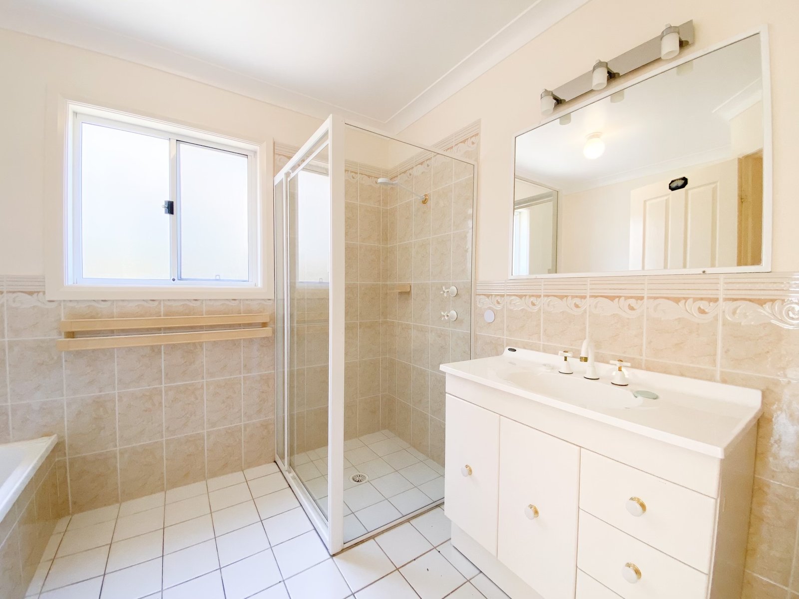 17 Amaroo Crescent FINGAL BAY 10