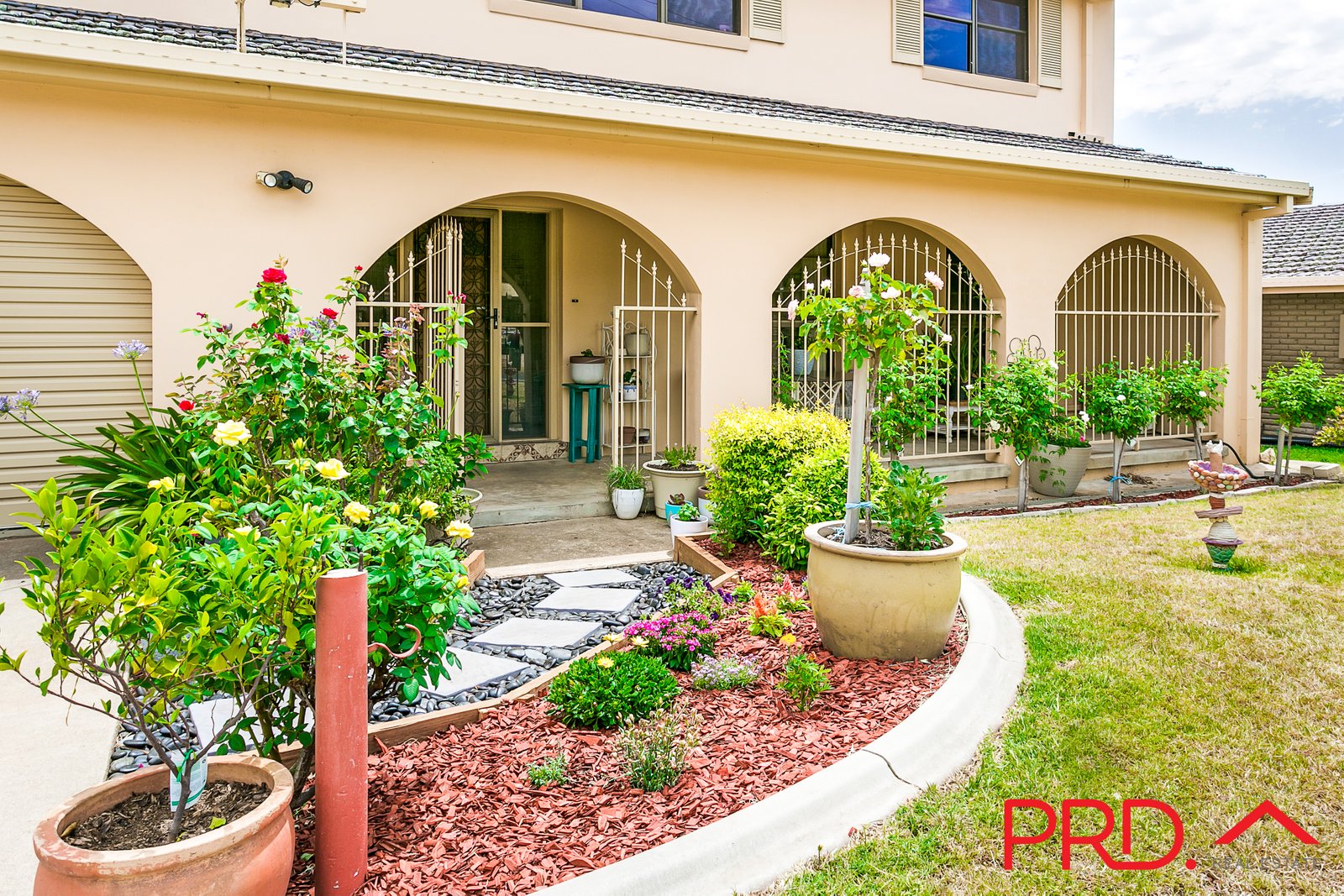 17 Amaroo Road TAMWORTH 3