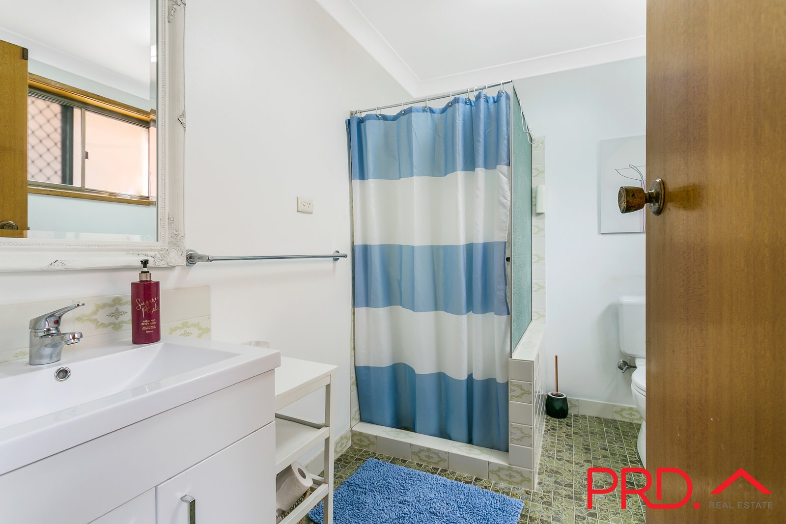17 Amaroo Road TAMWORTH 14