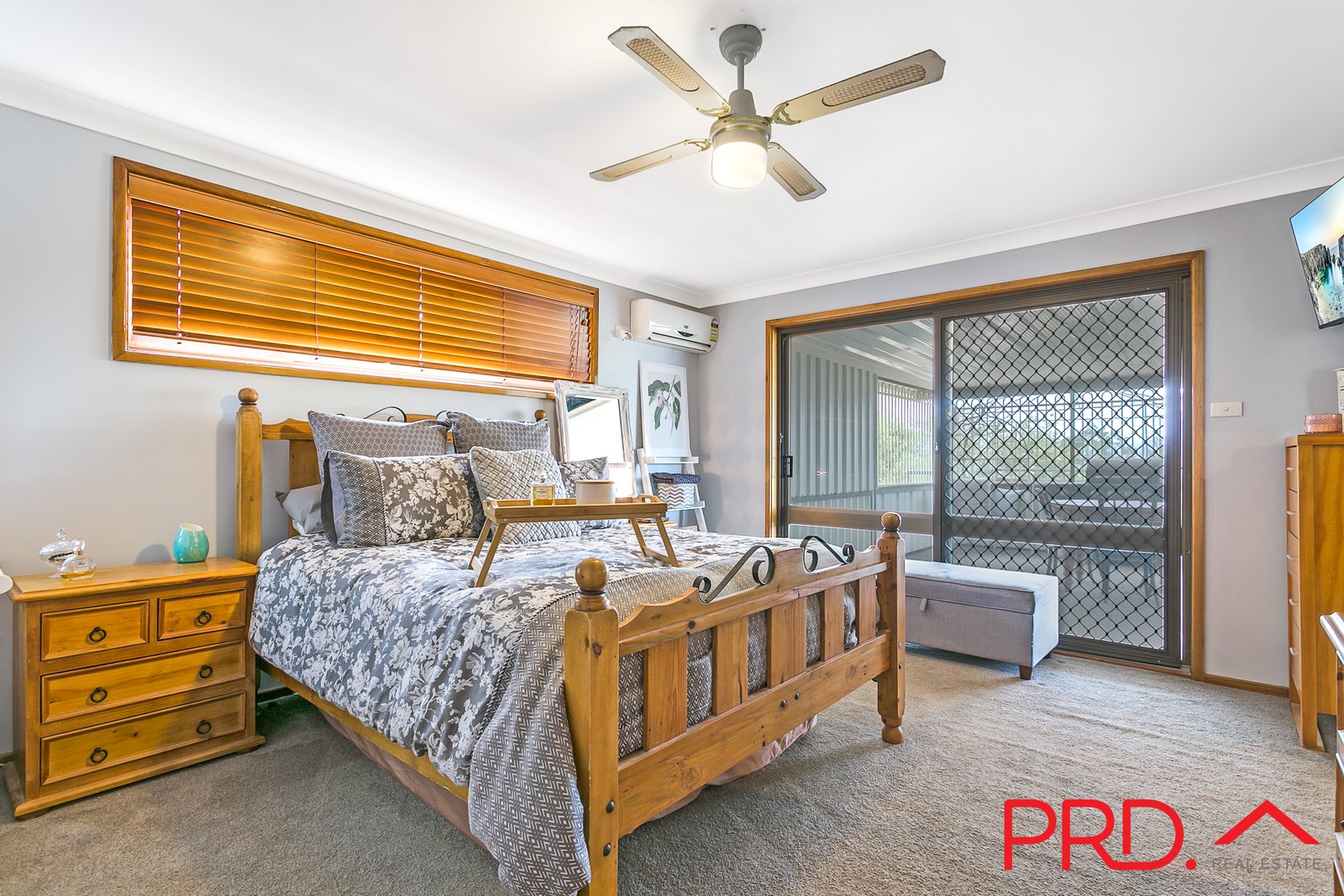 17 Amaroo Road TAMWORTH 16
