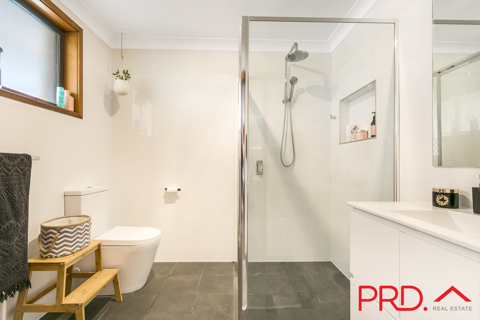 17 Amaroo Road TAMWORTH 17