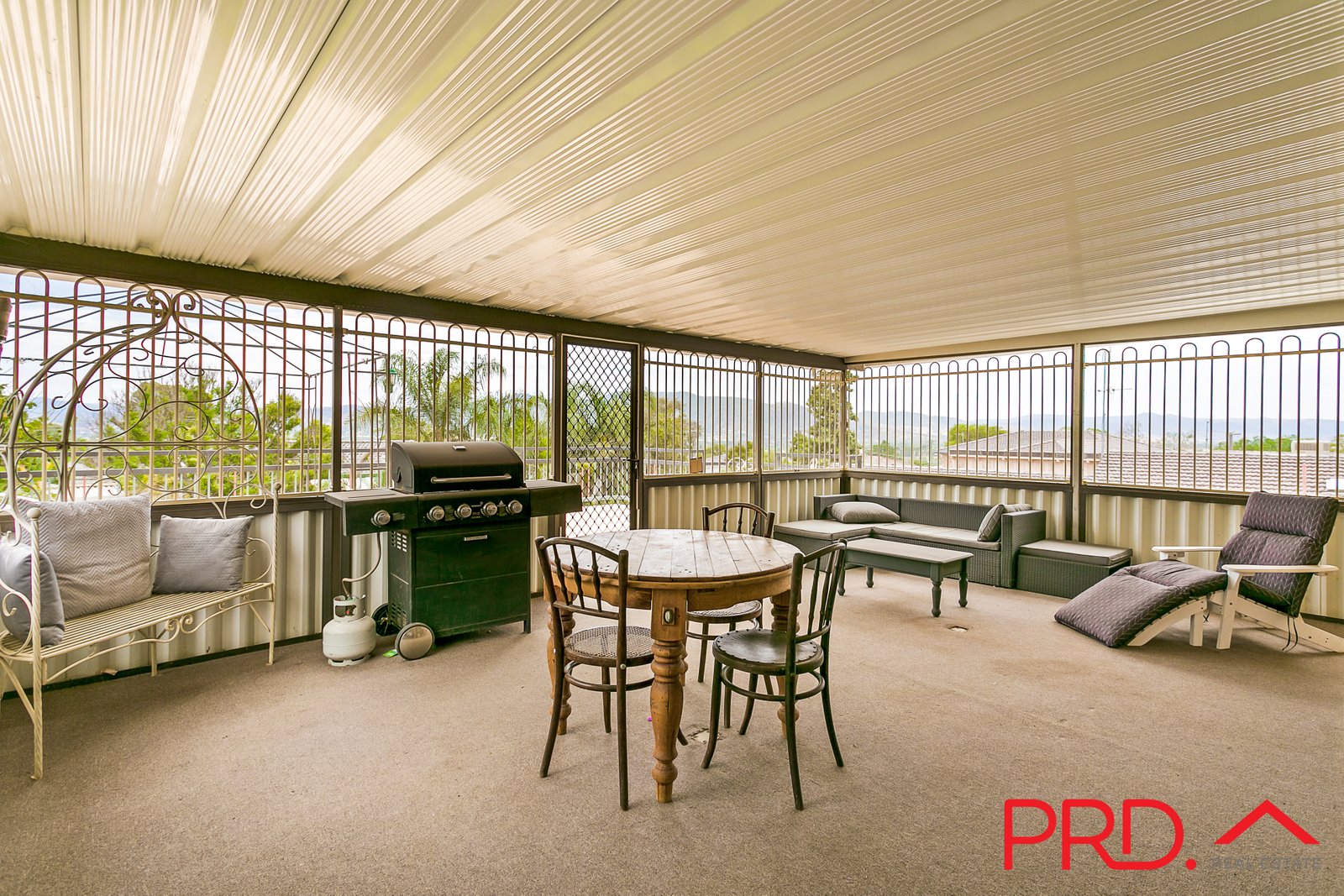 17 Amaroo Road TAMWORTH 19