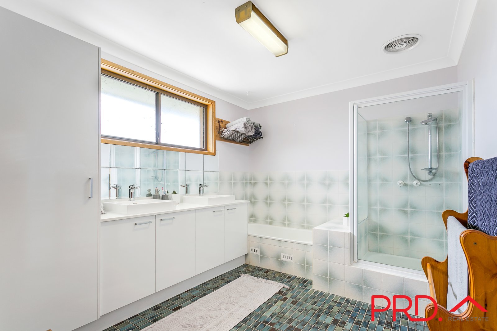 17 Amaroo Road TAMWORTH 23