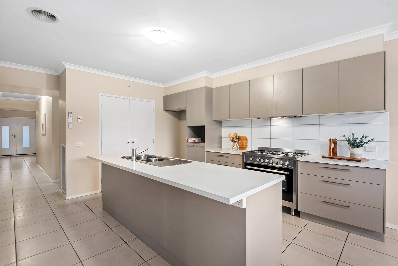 Real Estate and Property in 17 Amicus Street, Ocean Grove, VIC
