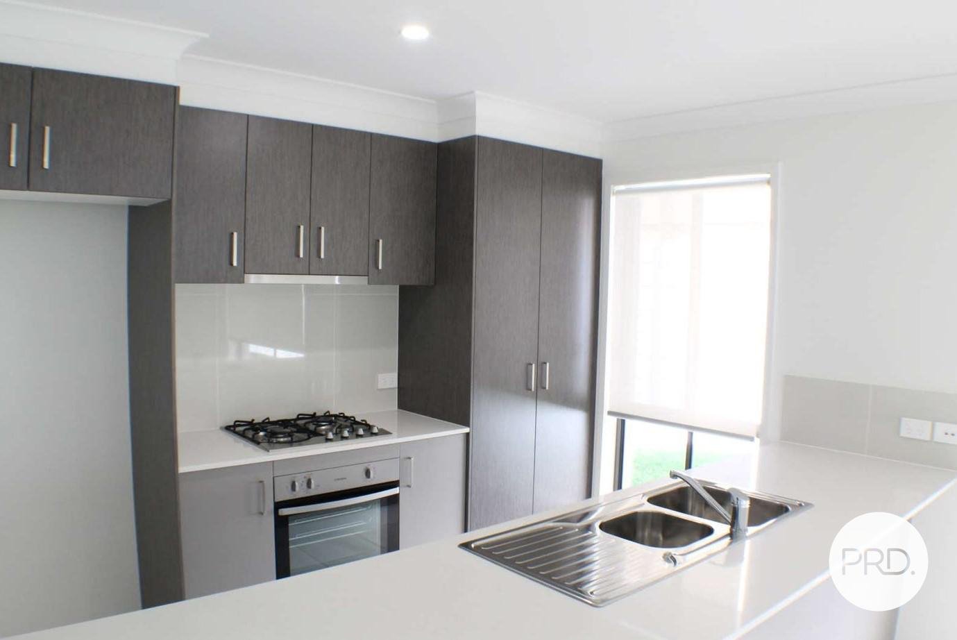 17 Angahook Crescent UPPER COOMERA 4