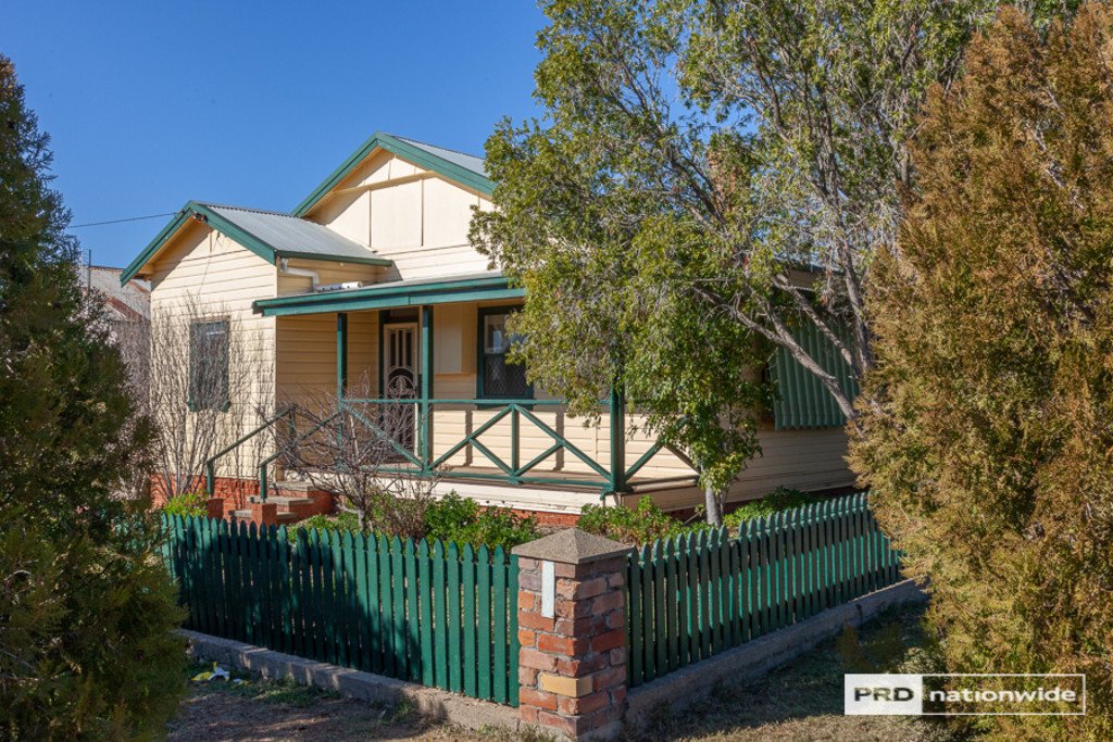 17 Anzac Parade WERRIS CREEK 1