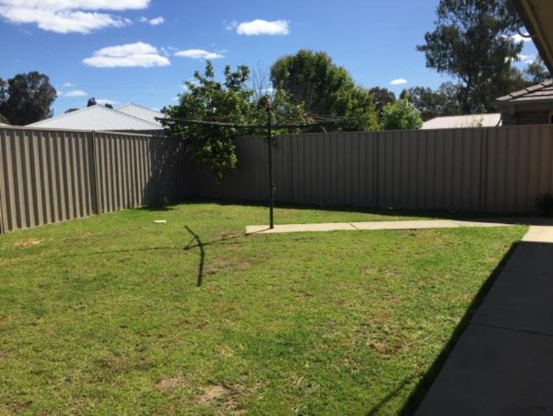 17 Apprentice Avenue FLOWERDALE 4