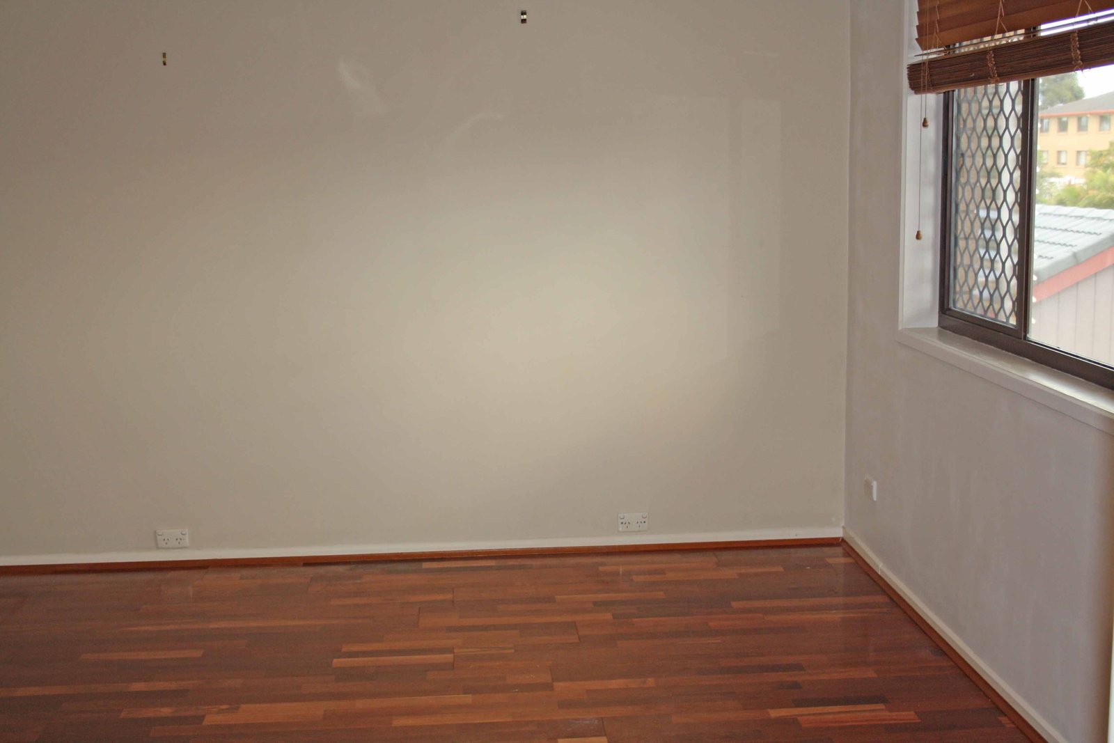 1/7 Aquila Court MERMAID WATERS 9